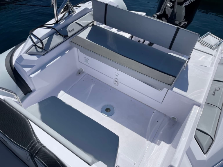 Wynajem Łódż półsztywna w Cavalaire-sur-Mer - Ranieri Cayman 26 Sport Touring