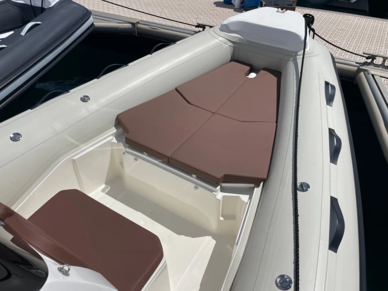 Wynajmij Joker Boat Coaster 580 w Cavalaire-sur-Mer