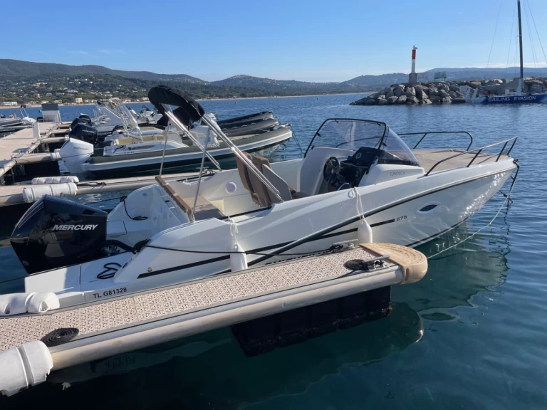Wynajem Motorówka w Cavalaire-sur-Mer - Quicksilver Activ 675 Sundeck