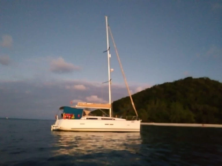 Żaglowiec do wynajmu w Tivat w najlepszej cenie