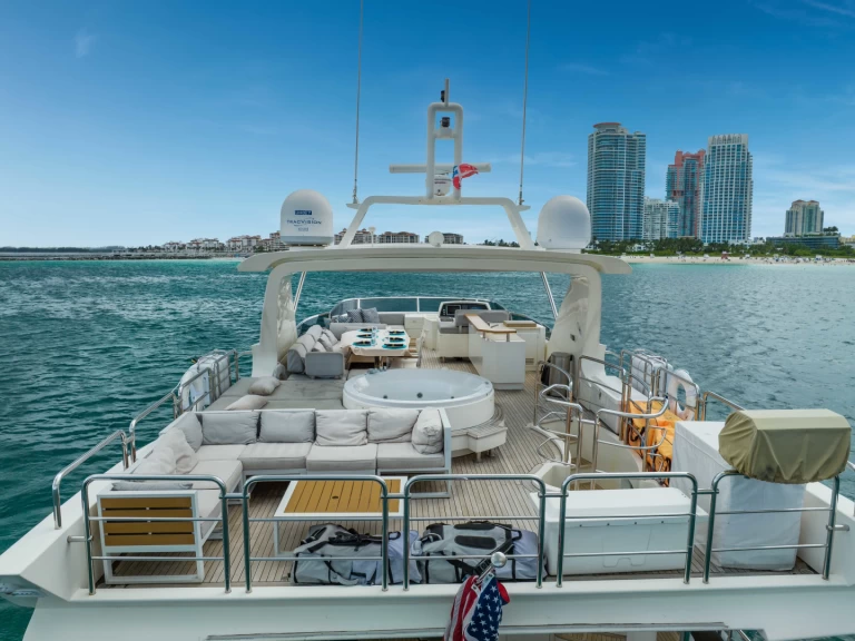 Wynajem łodzi Azimut 85 Flybridge w Miami na SamBoat 