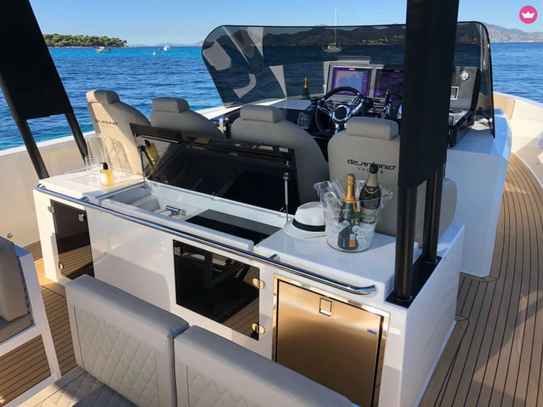 Wynajem łodzi Parikia tanio MONTE OLYMPO