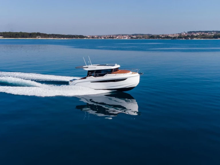 Motorówka do wynajmu w Pula w najlepszej cenie