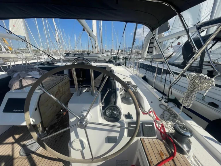 Wynajem łodzi Bavaria Bavaria C45 w Alimos na SamBoat 