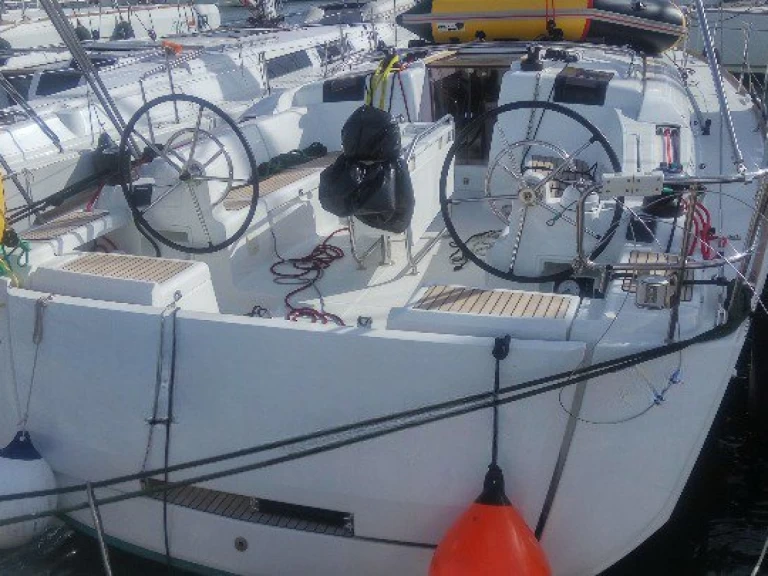 Wynajem łodzi Jeanneau Sun Odyssey 449 w Alimos na SamBoat 