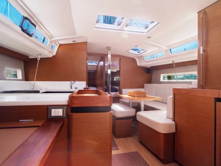 Wynajmij Żaglowiec z lub bez skippera Jeanneau w Olbia