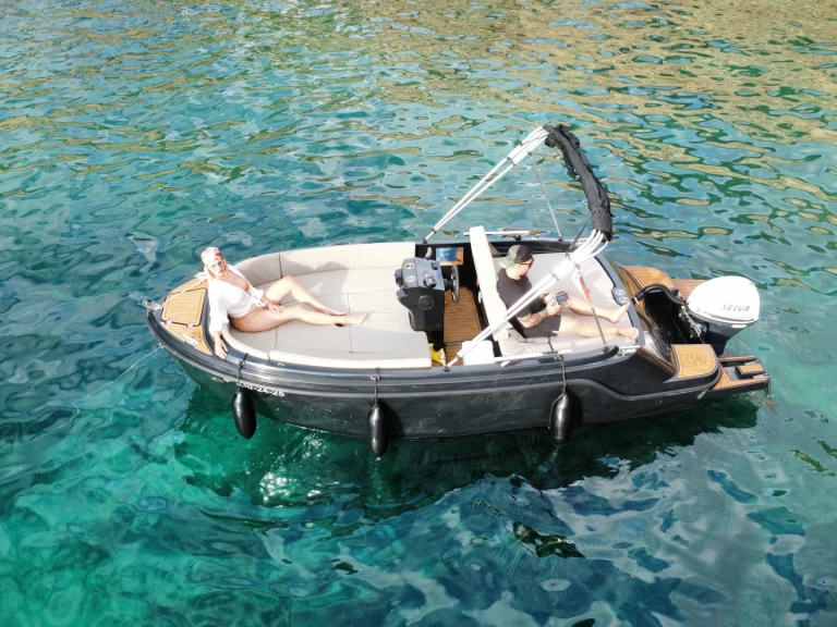 Wynajem Motorówka w San Antonio Port - Mareti Open 500 Classic