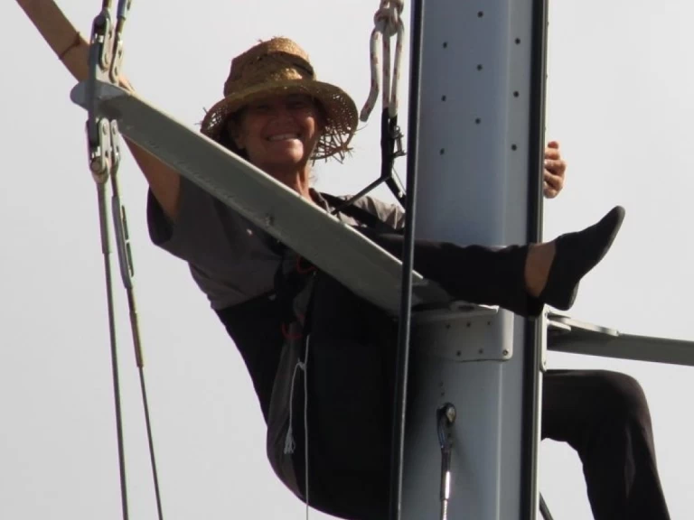 Wynajem łodzi La Paz tanio Ovni 43