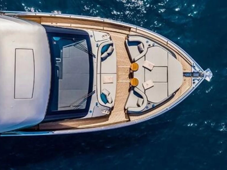 Wynajem w Saint-Tropez- Cranchi Cranchi Sessantasette 67 na SamBoat