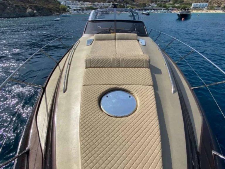 Wynajem w Mykonos (City)- Princess Princess V55 na SamBoat