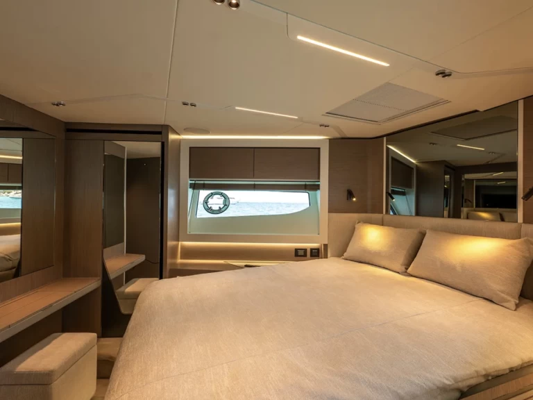 Wynajmij Luksusowy jacht z lub bez skippera Sunseeker w Saint-Tropez