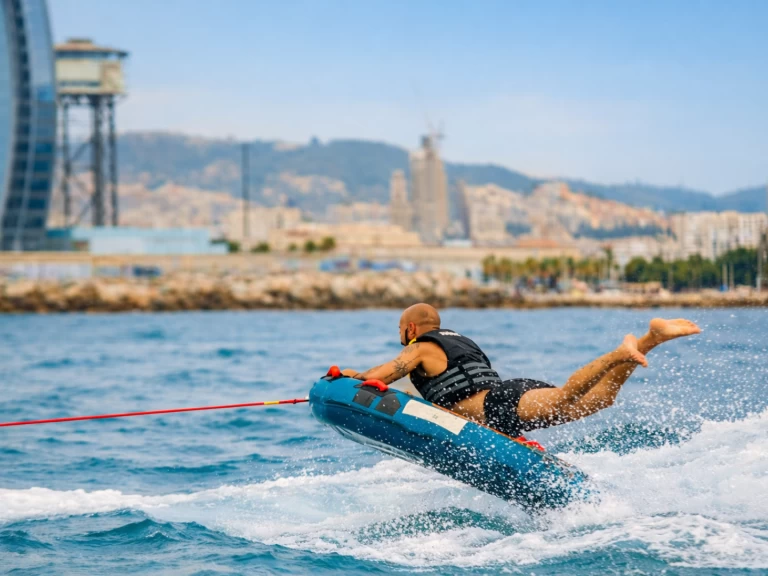 Wynajem Motorówka w Barcelona - Régal Regal 2000 ESX