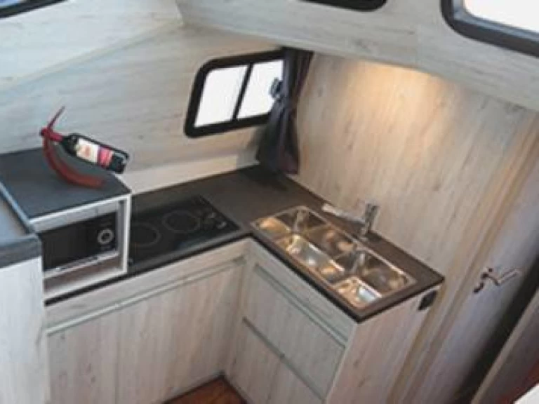 Wynajem łodzi Precenicco tanio Minuetto 8+