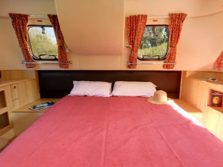 Wynajem w Branges- Le Boat Royal Mystique B na SamBoat