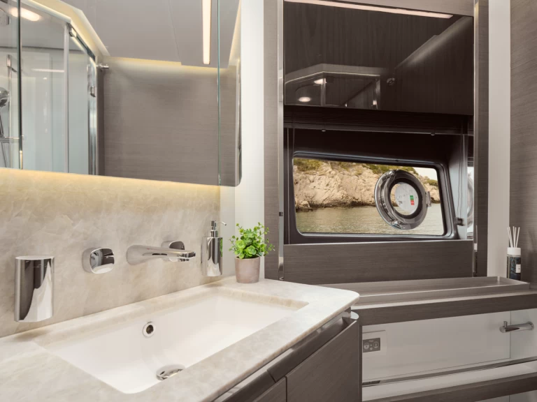 Wynajem Luksusowy jacht w Donji Seget - Azimut Azimut S8