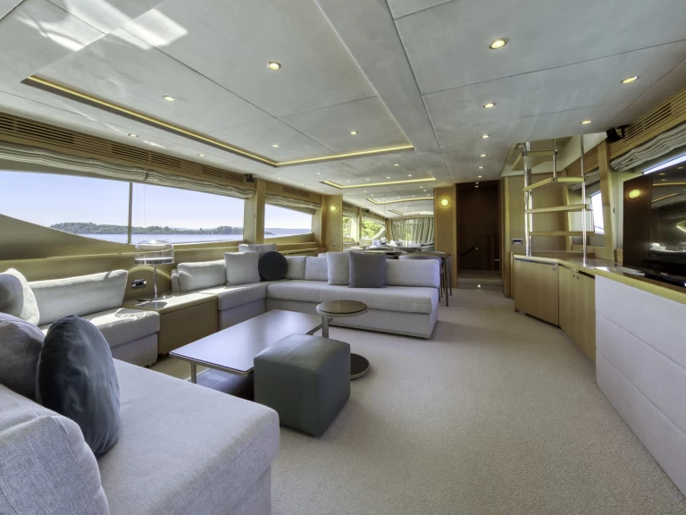 Luksusowy jacht do wynajmu w Trogir w najlepszej cenie