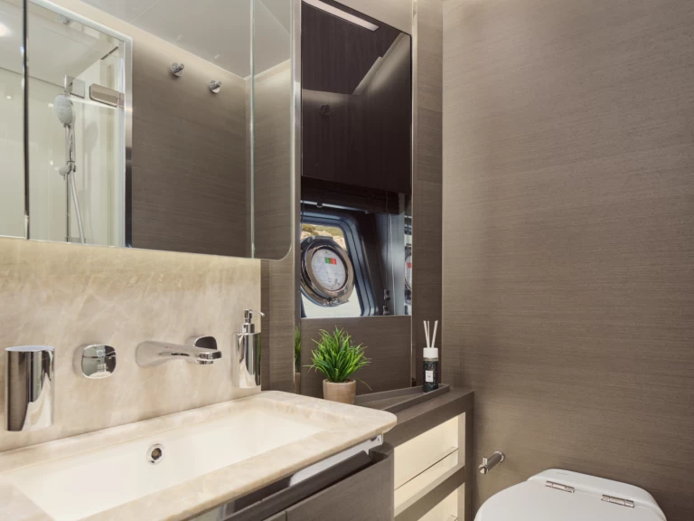 Wynajem łodzi Donji Seget tanio Azimut S8