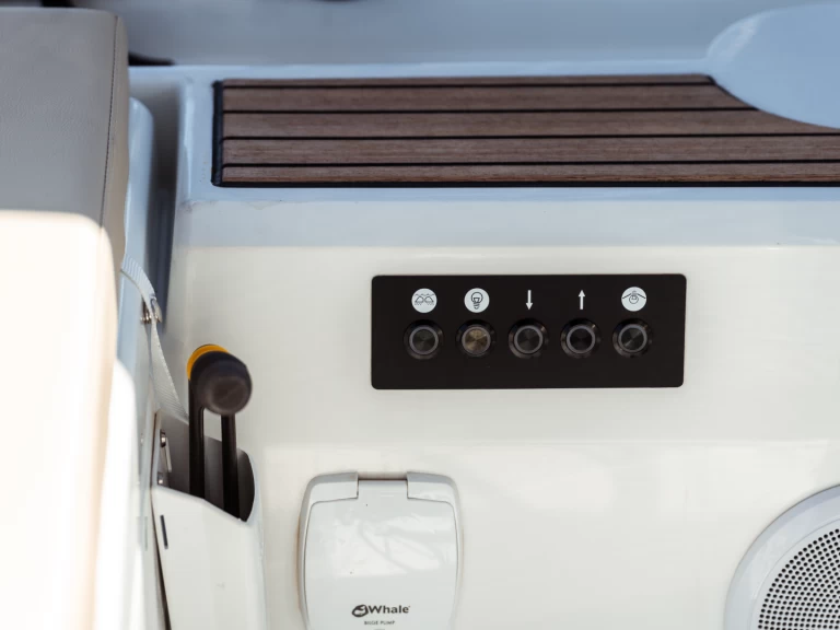 Bénéteau Oceanis 46.1 między profesjonalistami a osobami prywatnymi w Olbia