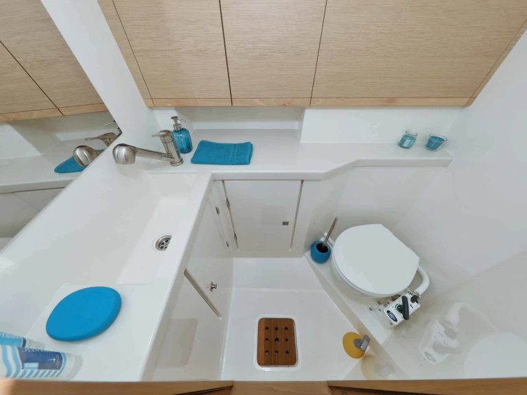 Wynajmij Żaglowiec z lub bez skippera More Boats w Salivoli