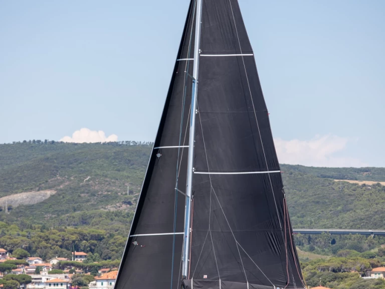 Wynajem Żaglowiec More Boats z patentem 