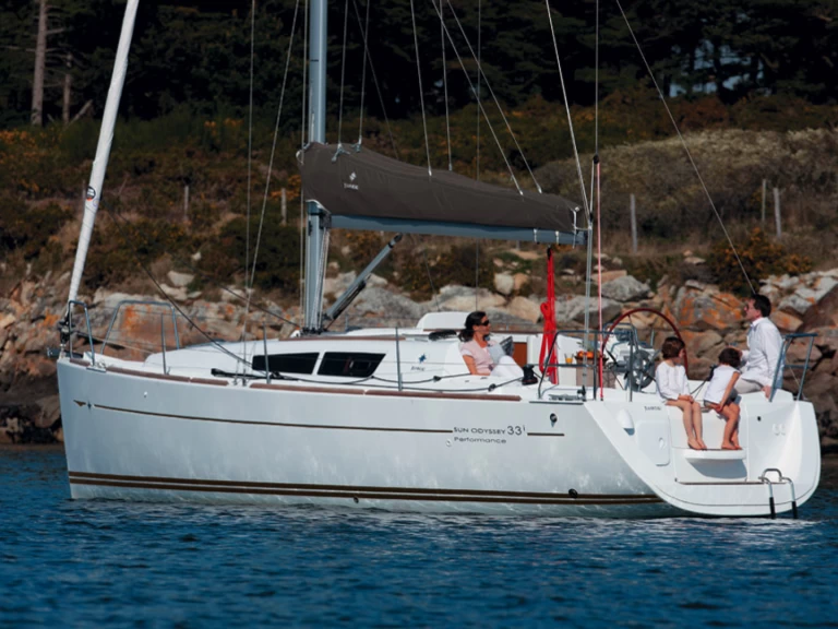 Wynajem Żaglowiec w Saint-Quay-Portrieux - Jeanneau Sun Odyssey 33i