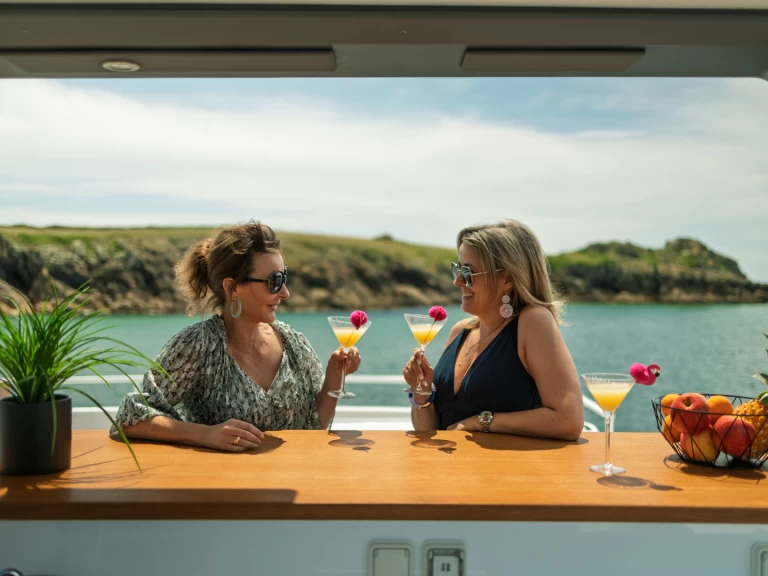 Wynajem Katamaran  z patentem 