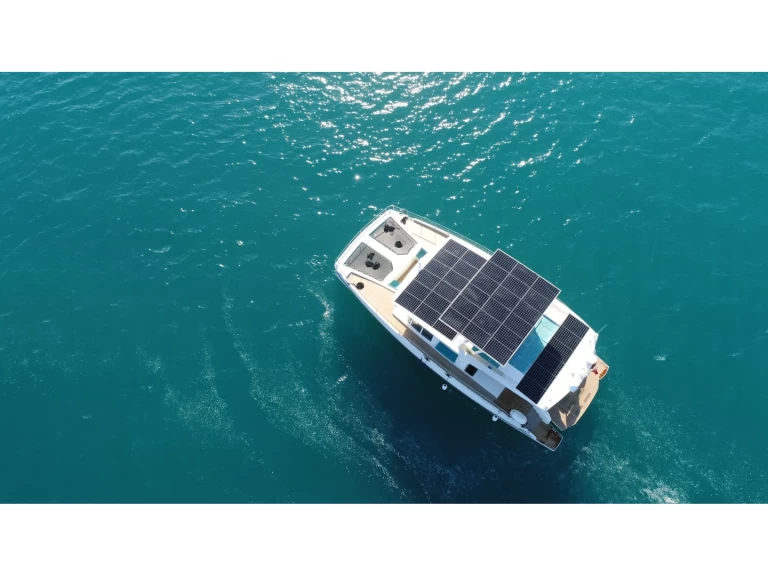  Serenity 64 LUXE między profesjonalistami a osobami prywatnymi w Port d'Andratx