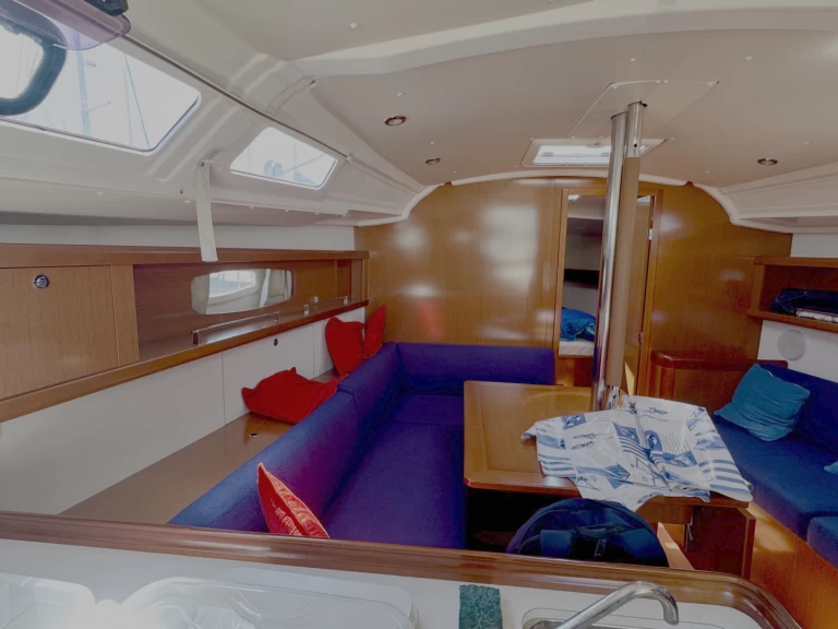 Wynajem Żaglowiec w Les Sables-d'Olonne - Bénéteau Oceanis 37