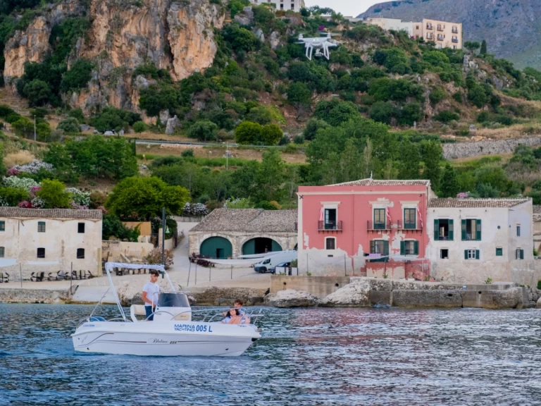 Wynajem Motorówka w Castellammare del Golfo - bluline cantiere tancredi bluline