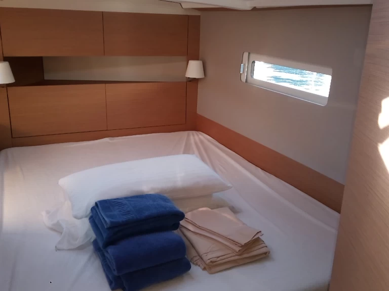 Wynajem Żaglowiec w Palamos - Jeanneau Sun Odyssey 410