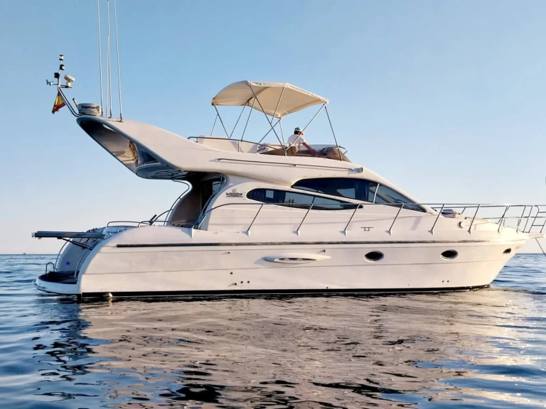 Wynajmij Luksusowy jacht z lub bez skippera Doqueve w Marbella