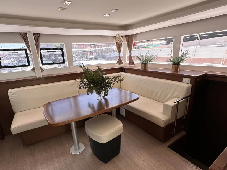 Wynajem łodzi Rogoznica tanio Lagoon 450 Sport Top