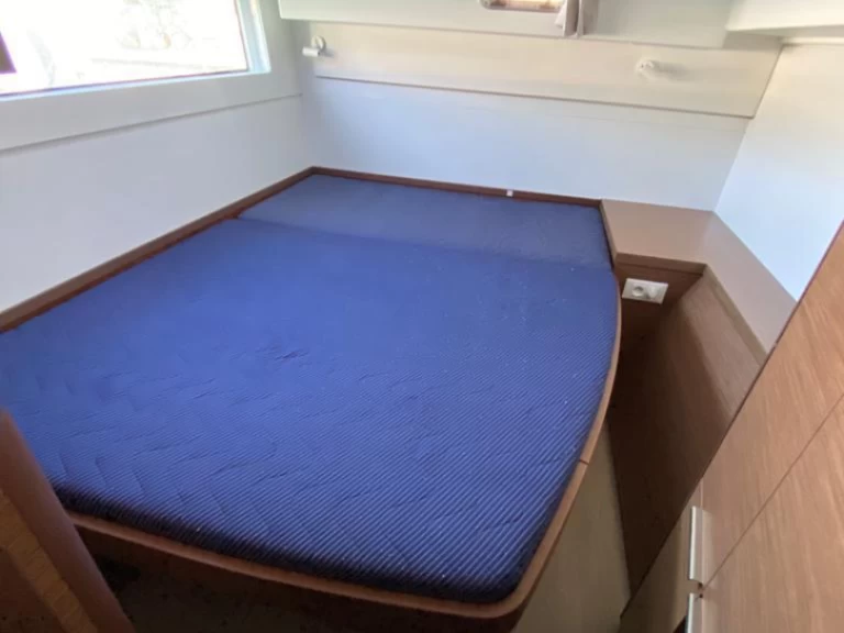 Wynajmij Lagoon Lagoon 40 w Capo d'Orlando