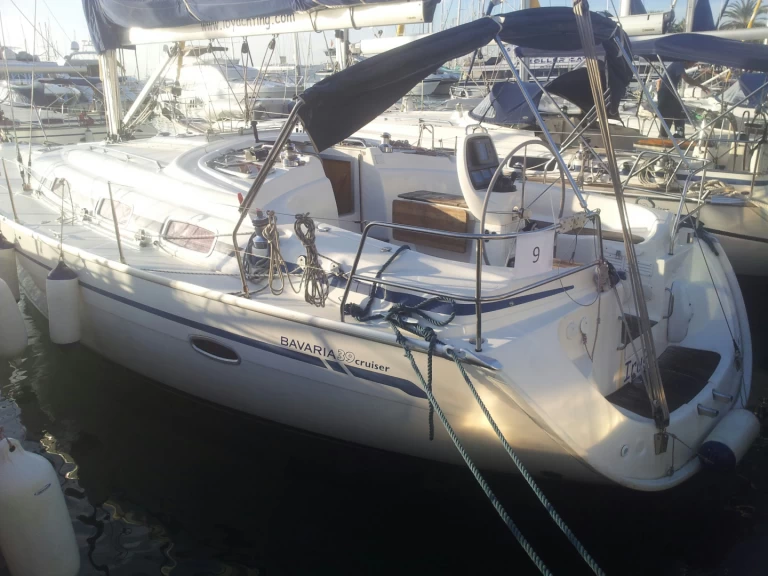 Wynajem łodzi Bavaria Bavaria 40 Cruiser w Palma de Mallorca na SamBoat 