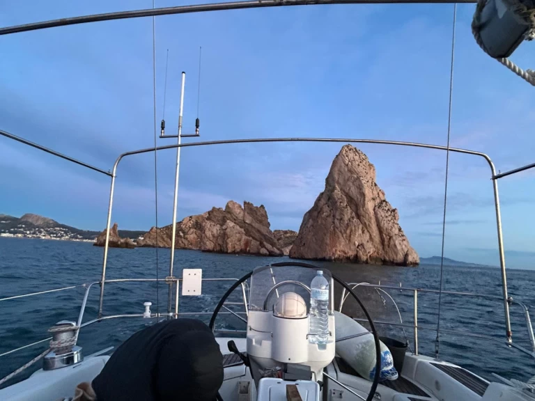 Wynajem łodzi Blanes tanio Oceanis 423 Clipper