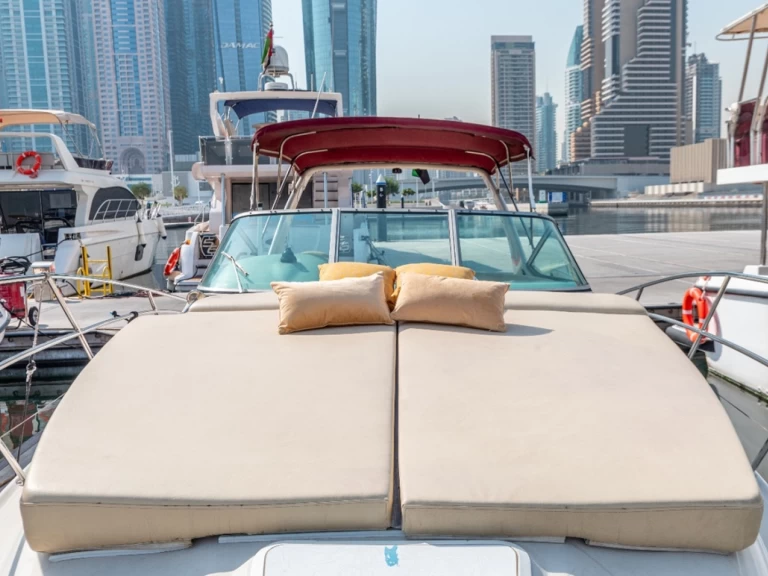 Wynajmij Régal 33ft w Dubai Marina