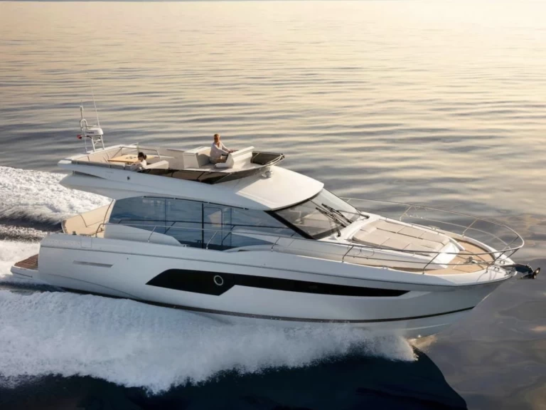 Wynajem łodzi Saint-Tropez tanio Sunseeker 60