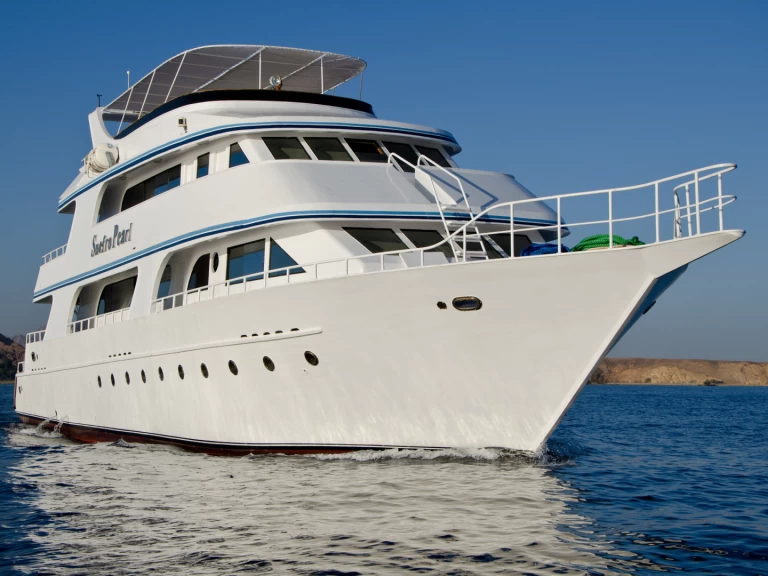 Wynajem Luksusowy jacht  z patentem 