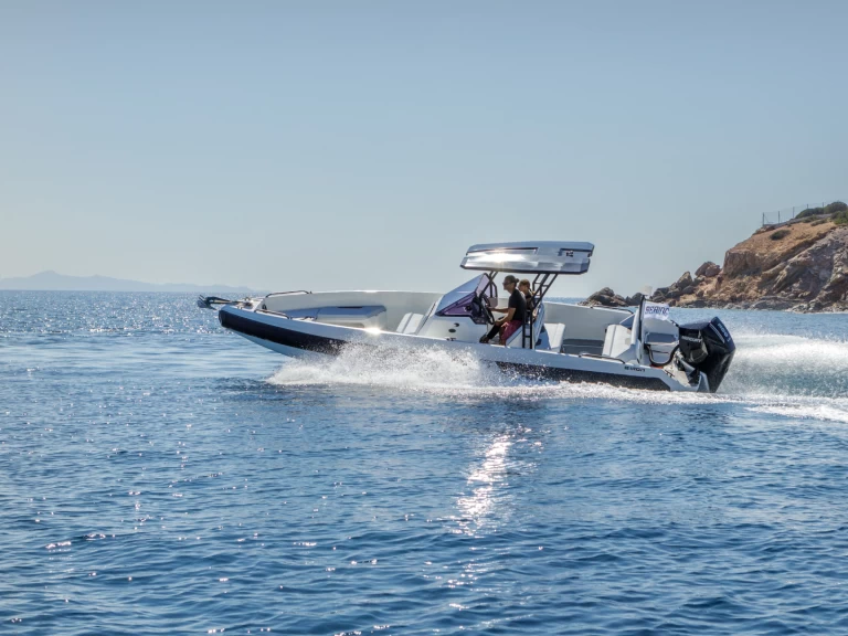 Wynajmij  Iron 827 w Pórto Chéli