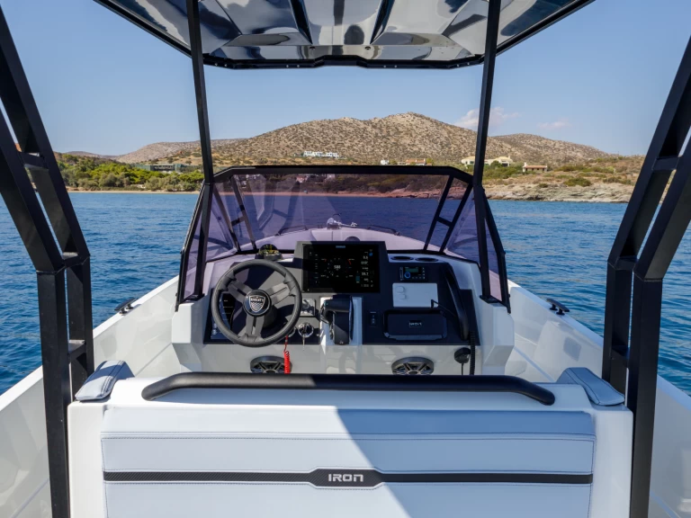 Wynajem łodzi  Iron 827 w Pórto Chéli na SamBoat 