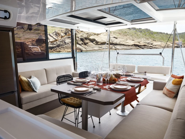 Bali Bali Catspace Voile między profesjonalistami a osobami prywatnymi w Pirovac