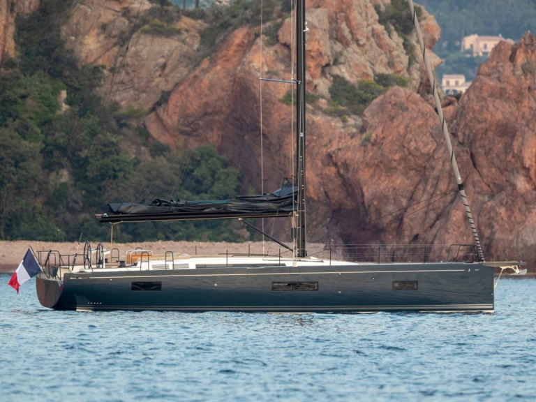 Wynajem Żaglowiec w Cugnana Verde - Bénéteau First 53