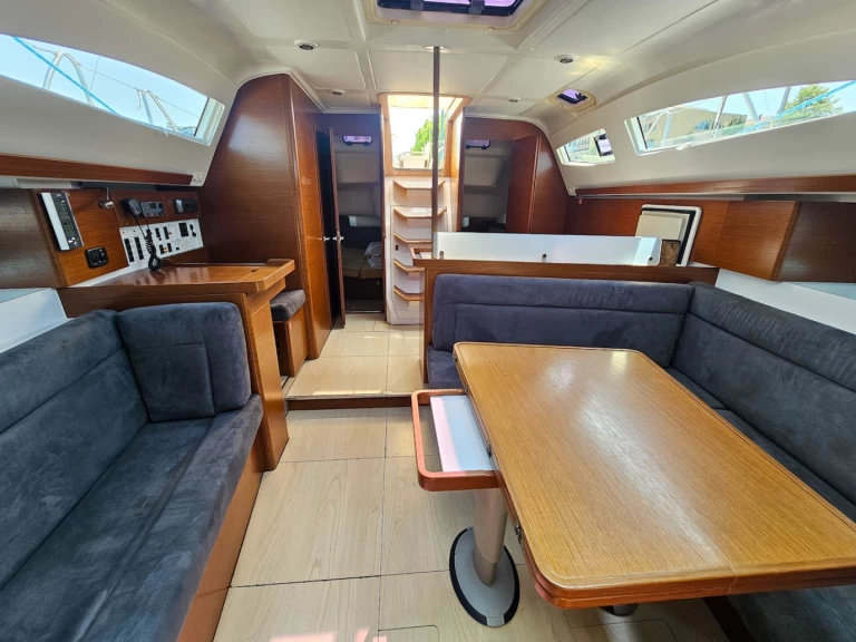 Wynajem w Izola- Elan Impression 444 na SamBoat