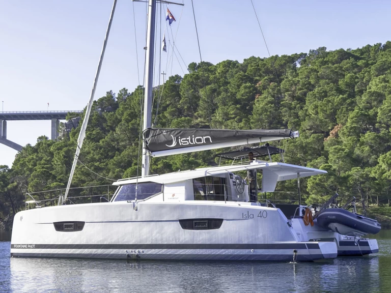 Wynajmij Katamaran z lub bez skippera Fountaine Pajot w Skradin