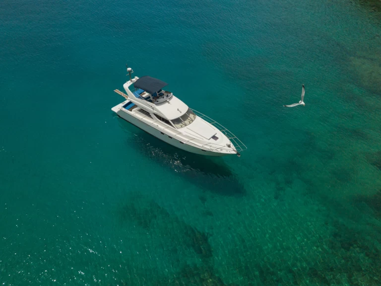 Wynajmij Azimut Azimut 47 w Glyfada
