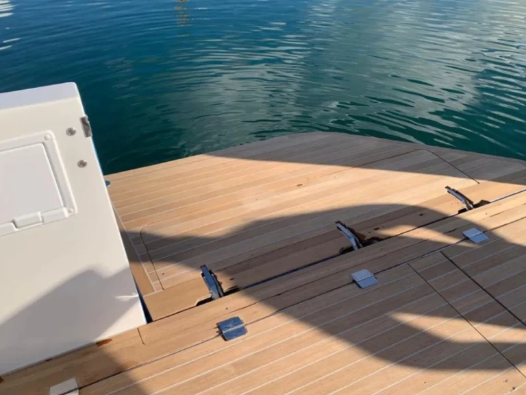 Wynajem łodzi Aventura Aventura 38 SC w Cogolin na SamBoat 