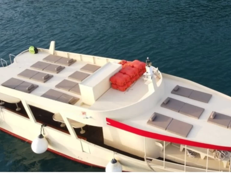 Wynajem w Bar- CORBELLA Selfbuild na SamBoat