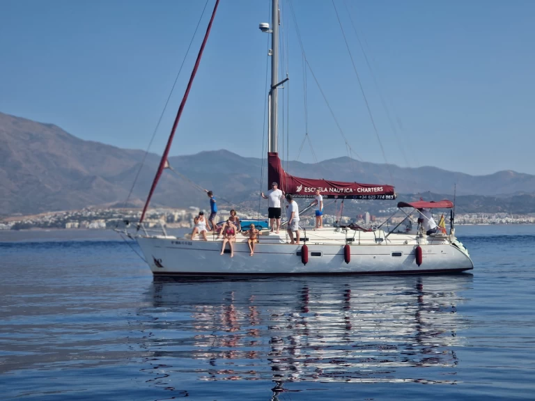 Wynajem Żaglowiec w Estepona - Bénéteau Oceanis 411