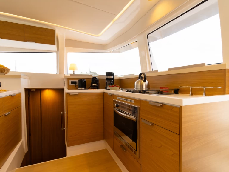 Wynajmij Katamaran z lub bez skippera Bali w Preveza