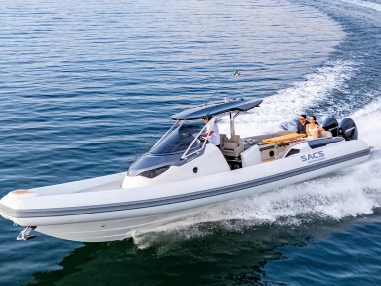 Sacs Strider 11 między profesjonalistami a osobami prywatnymi w Phuket (City)